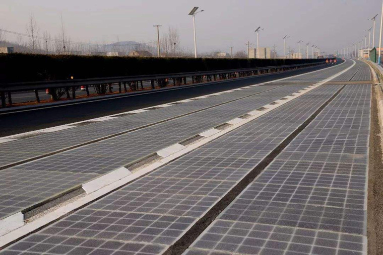 光伏高速公路原理，電動(dòng)汽車(chē)在光伏高速上怎樣充電
