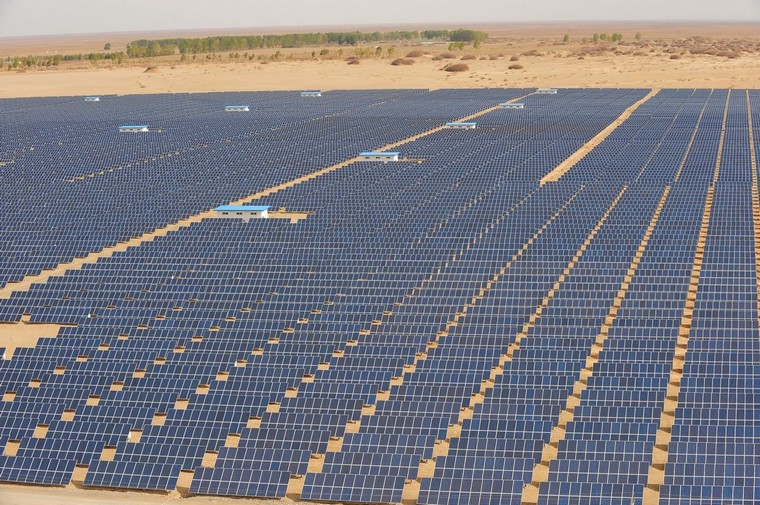 1mw光伏電站一年能發(fā)多少度電，1mw光伏一年發(fā)電量實測